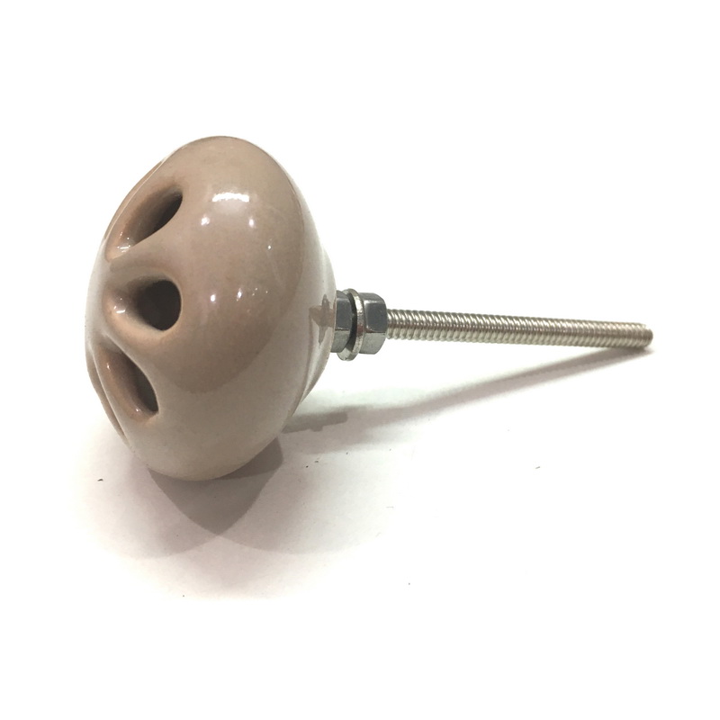 CERAMIC KNOB LIGHT BROWN. DIAMETER 43 MM. HEIGHT 28 MM, LENGTH OF SCREW OUTSIDE THE KNOB 43 MM. SUPPLIED WITH 1 SCREW ATTACHED, 2 NUTS AND 1 WASHER.-2