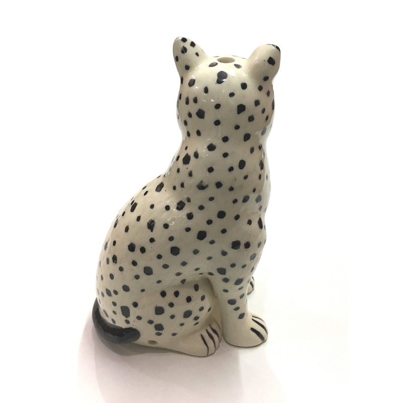 CERAMIC WILD CAT. LENGTH AT LONGEST POINT 15.5 CM, WIDTH AT WIDEST POINT 11 CM, HEIGHT AT TALLEST POINT 26 CM. AVAILABLE IN DIFFERENT COLORS.-4