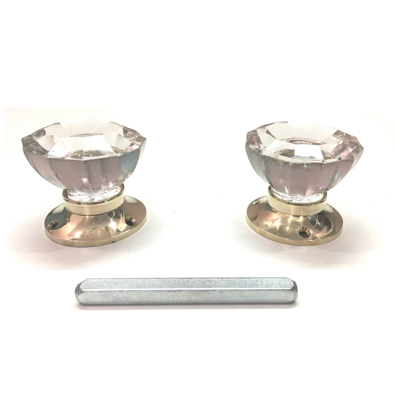 DIAMTER 59 MM, HEIGHT INCLUING BACKPLATE 54 MM. BACKPLATE 62 MM. FINISH ON BACKPLATE-POLISH . AVAILABLE IN SPRUNG AND NON SPRUNG VERSIONS. SPINDLE 8X8X80 MM-2