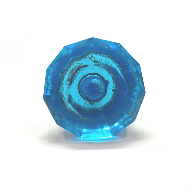 GLASS TURQUOISE CABINET KNOB. SIZE DIAMETER 35 MM, HEIGHT 26 MM, LENGTH OF SCREW OUTSIDE KNOB 32 MM